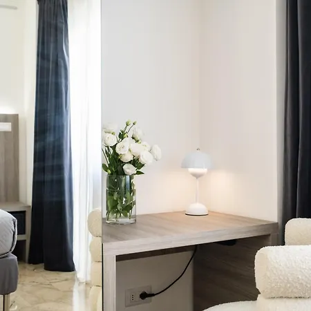 Talia And Gallery 4*